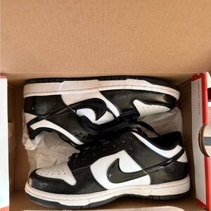 Nike Black and White Sneakers